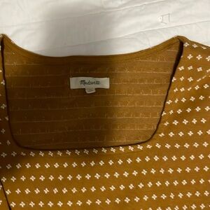 Madewell square neck, medium top.  Mustard with little white flowers.
